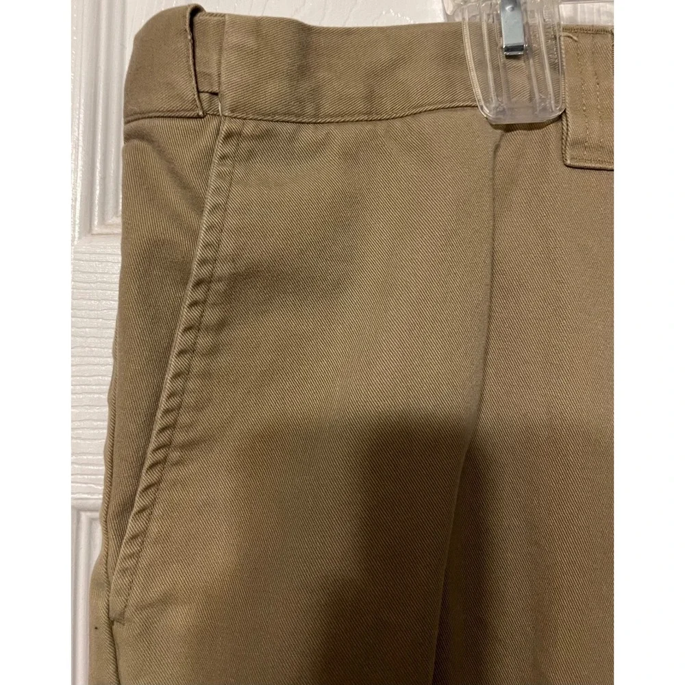 Izod chinos pleated